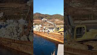 거제 군령제1방파제 공사중 (와우용훈이)