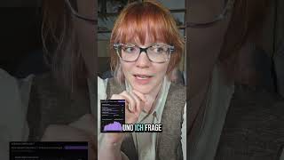 Es ist Malte .. und er lacht  …